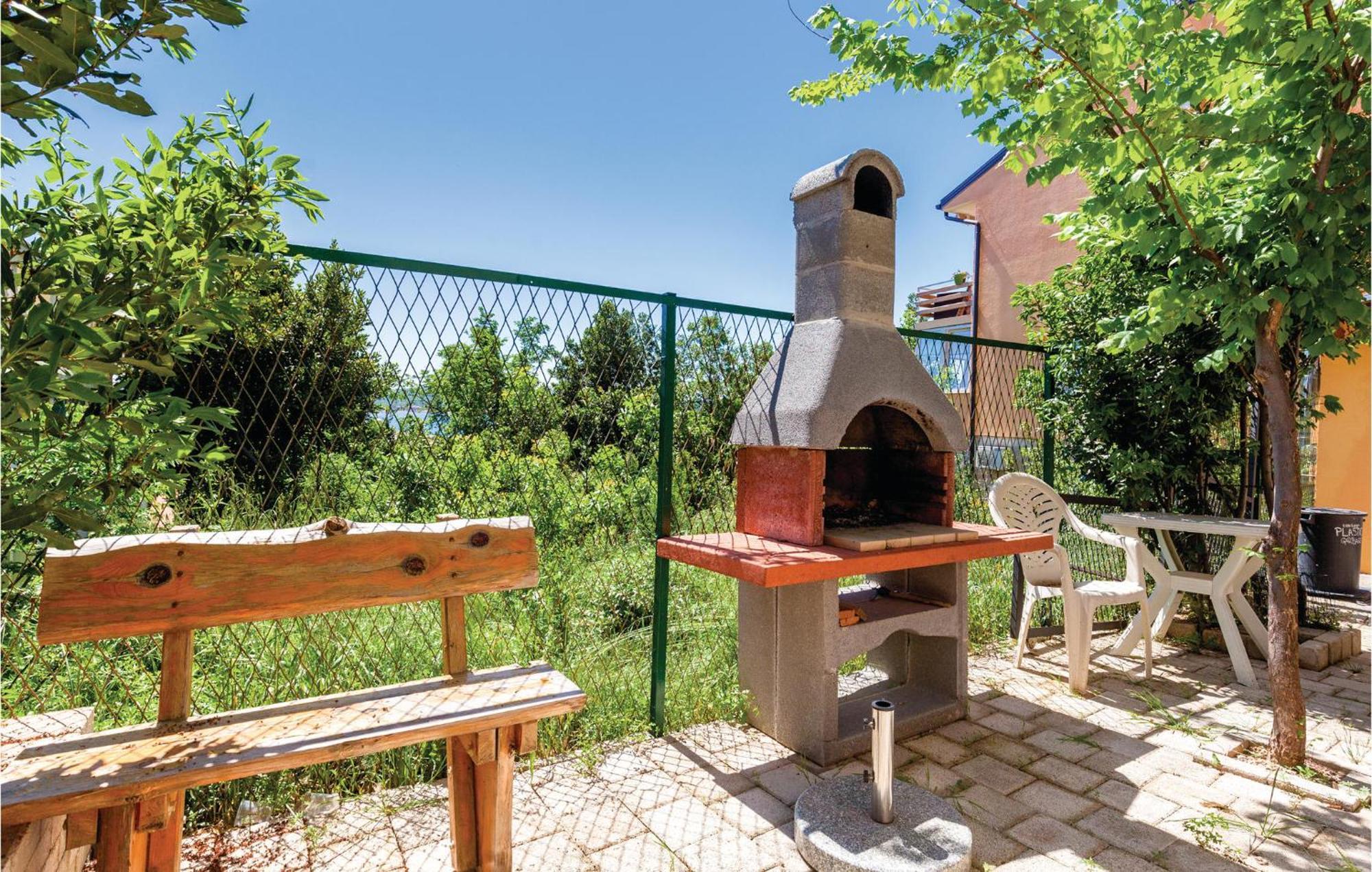 Beautiful Apartment In Crikvenica With Kitchen Ngoại thất bức ảnh