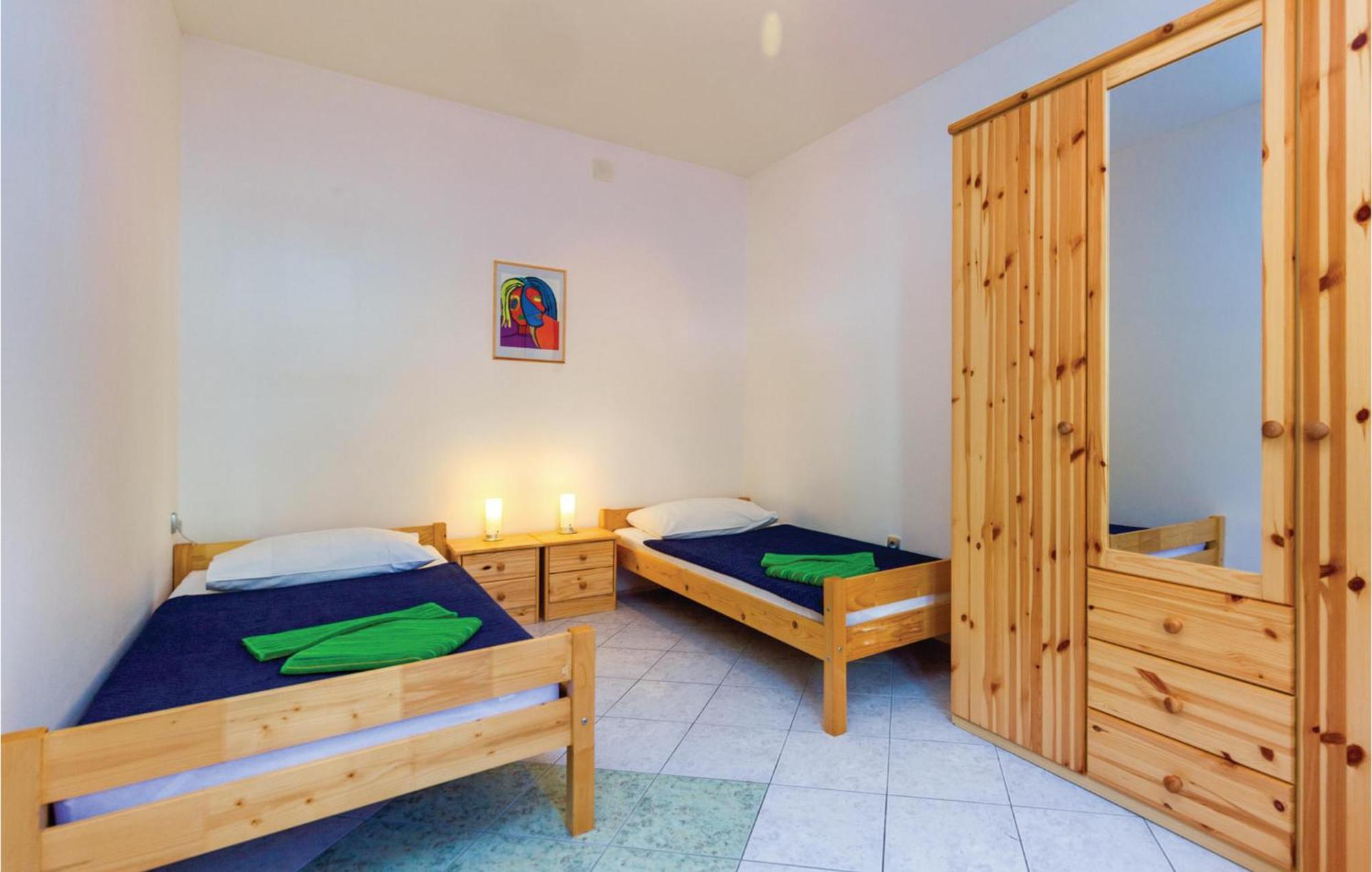 Beautiful Apartment In Crikvenica With Kitchen Ngoại thất bức ảnh