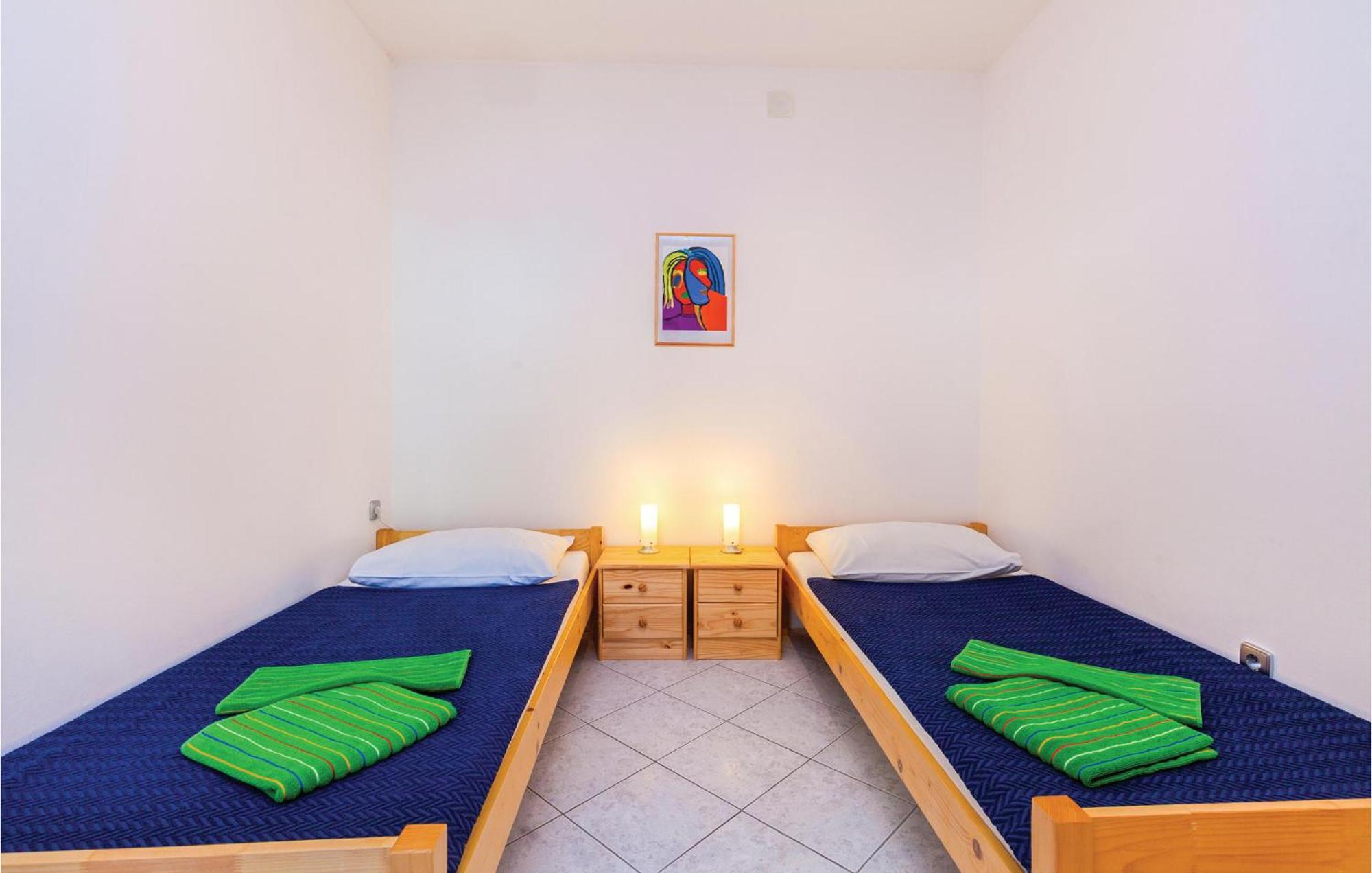 Beautiful Apartment In Crikvenica With Kitchen Ngoại thất bức ảnh