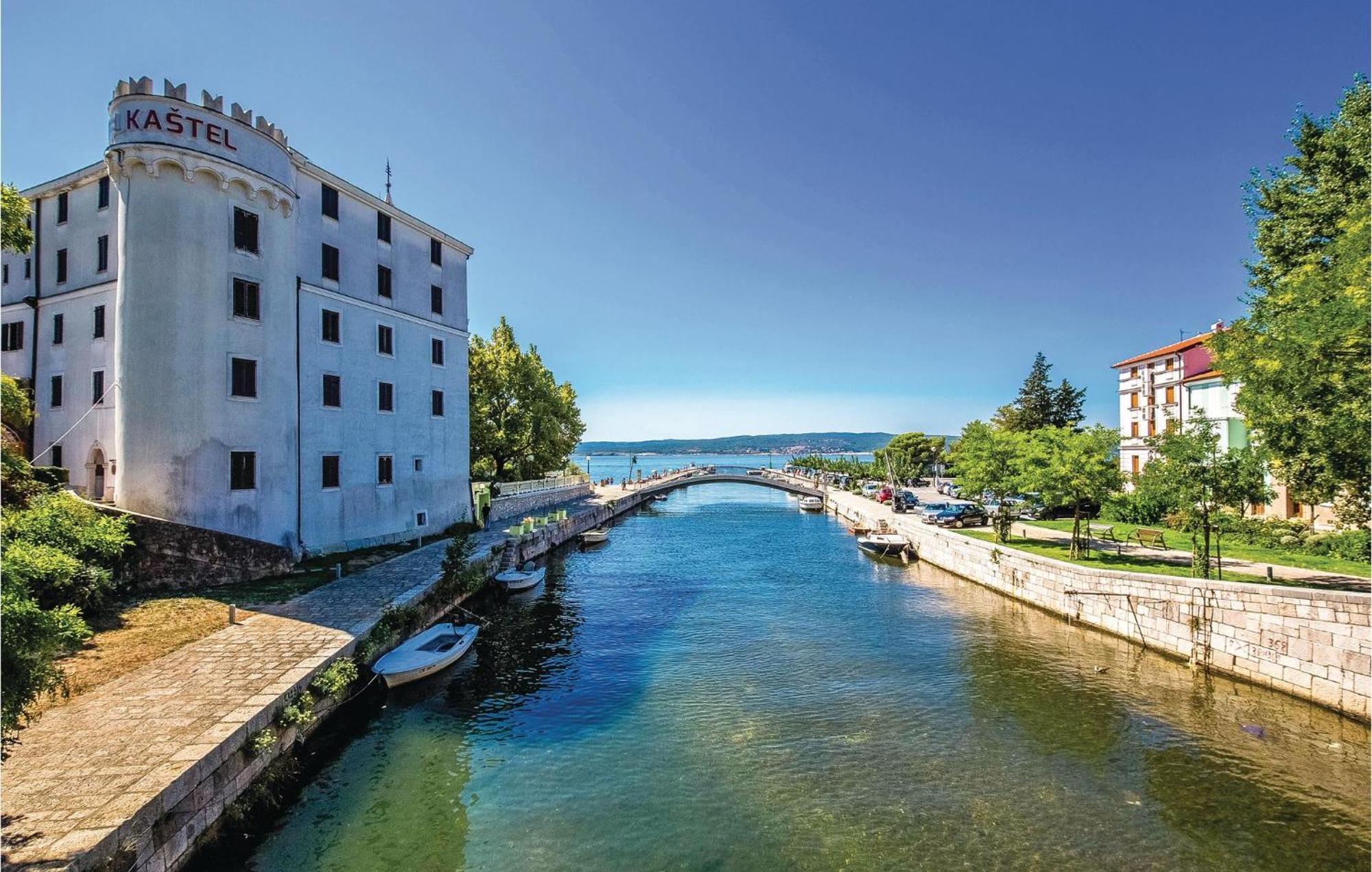 Beautiful Apartment In Crikvenica With Kitchen Ngoại thất bức ảnh