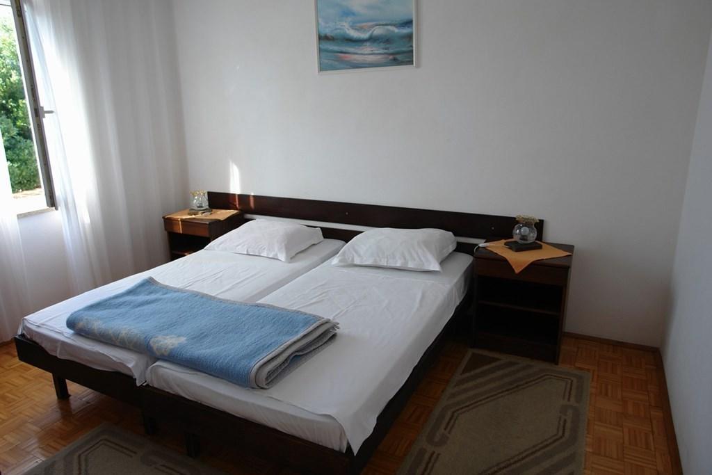 Beautiful Apartment In Crikvenica With Kitchen Phòng bức ảnh